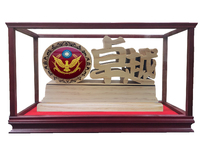 卓越_警察 (39.5x17x30) 2022